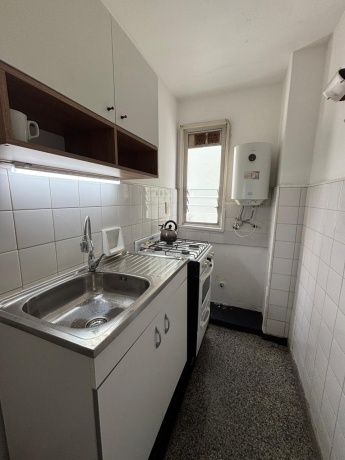 2237 Av. Luro, 7600, Mar del Plata, 0 , 0 ,1 BañoBathrooms,Departamento,En Alquiler,Av. Luro ,0,1734