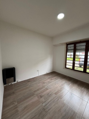 2145 F. M. Esquiu, Mar del Plata, 2 Habitaciones Habitaciones, 0 ,0,Ph,En Alquiler,F. M. Esquiu,0,1779