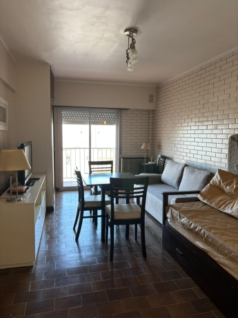 1000 Hipolito Yrigoyen, 7600, Mar del Plata 7600, 0 , 0 ,1 BañoBathrooms,Departamento,En Alquiler,Hipolito Yrigoyen,0,1809