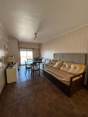 1000 Hipolito Yrigoyen, 7600, Mar del Plata 7600, 0 , 0 ,1 BañoBathrooms,Departamento,En Alquiler,Hipolito Yrigoyen,0,1809
