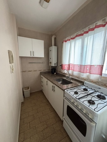 1000 Hipolito Yrigoyen, 7600, Mar del Plata 7600, 0 , 0 ,1 BañoBathrooms,Departamento,En Alquiler,Hipolito Yrigoyen,0,1809