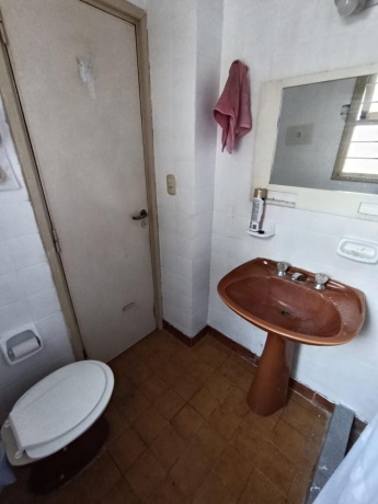 1300 Avenida Carlos Tejedor, 0 , 0 ,3 BañoBathrooms,Casa,En Venta,Avenida Carlos Tejedor,0,1881